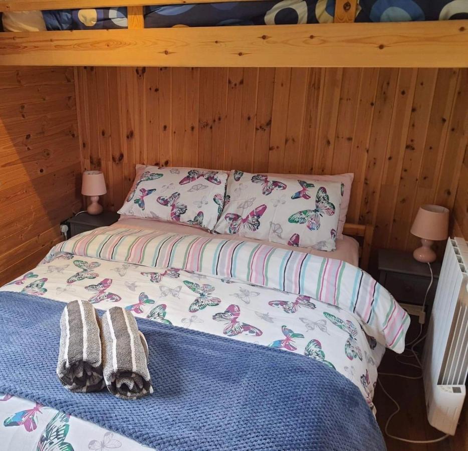 Luxury Railway Carriage With Stunning Views Lejlighed Hereford Eksteriør billede