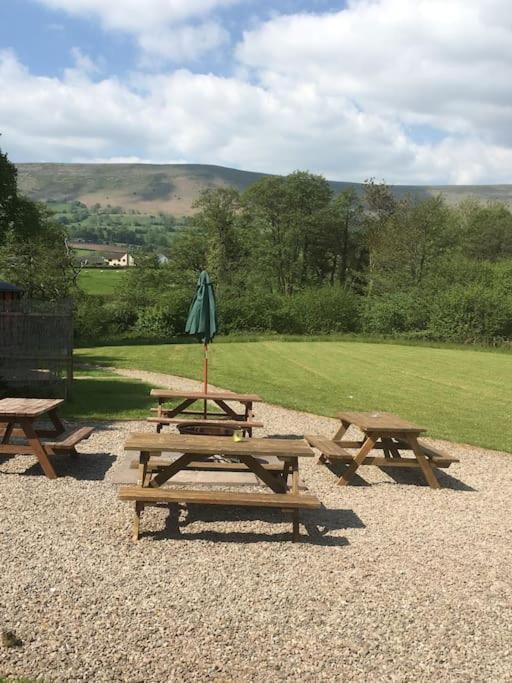 Luxury Railway Carriage With Stunning Views Lejlighed Hereford Eksteriør billede